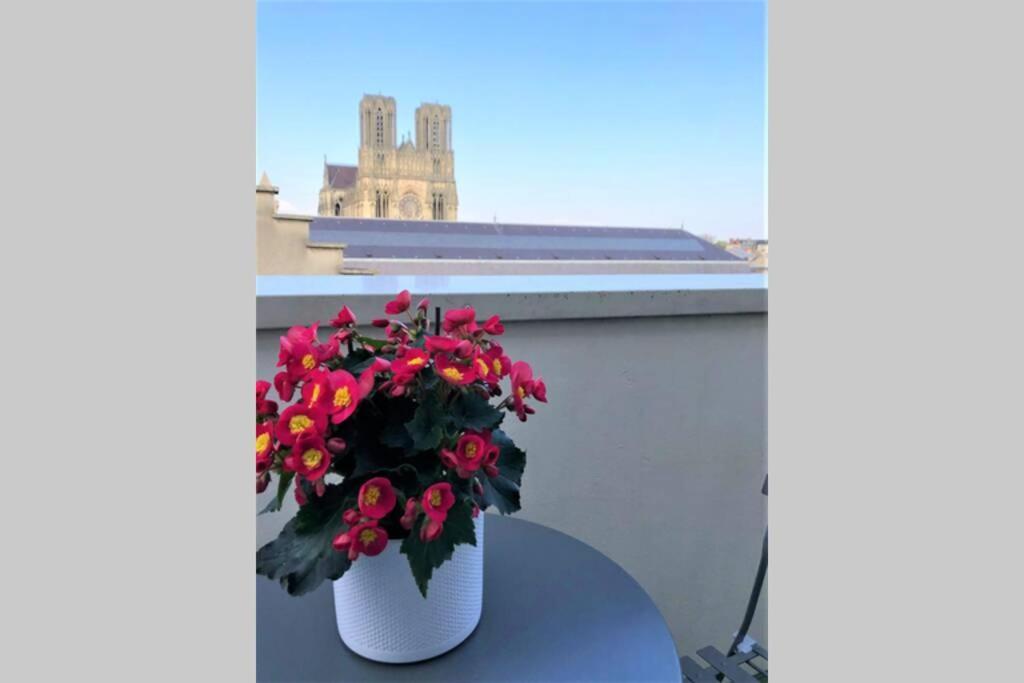 ランスHypercentre Grand Balcon Vue Cathedraleアパートメント エクステリア 写真